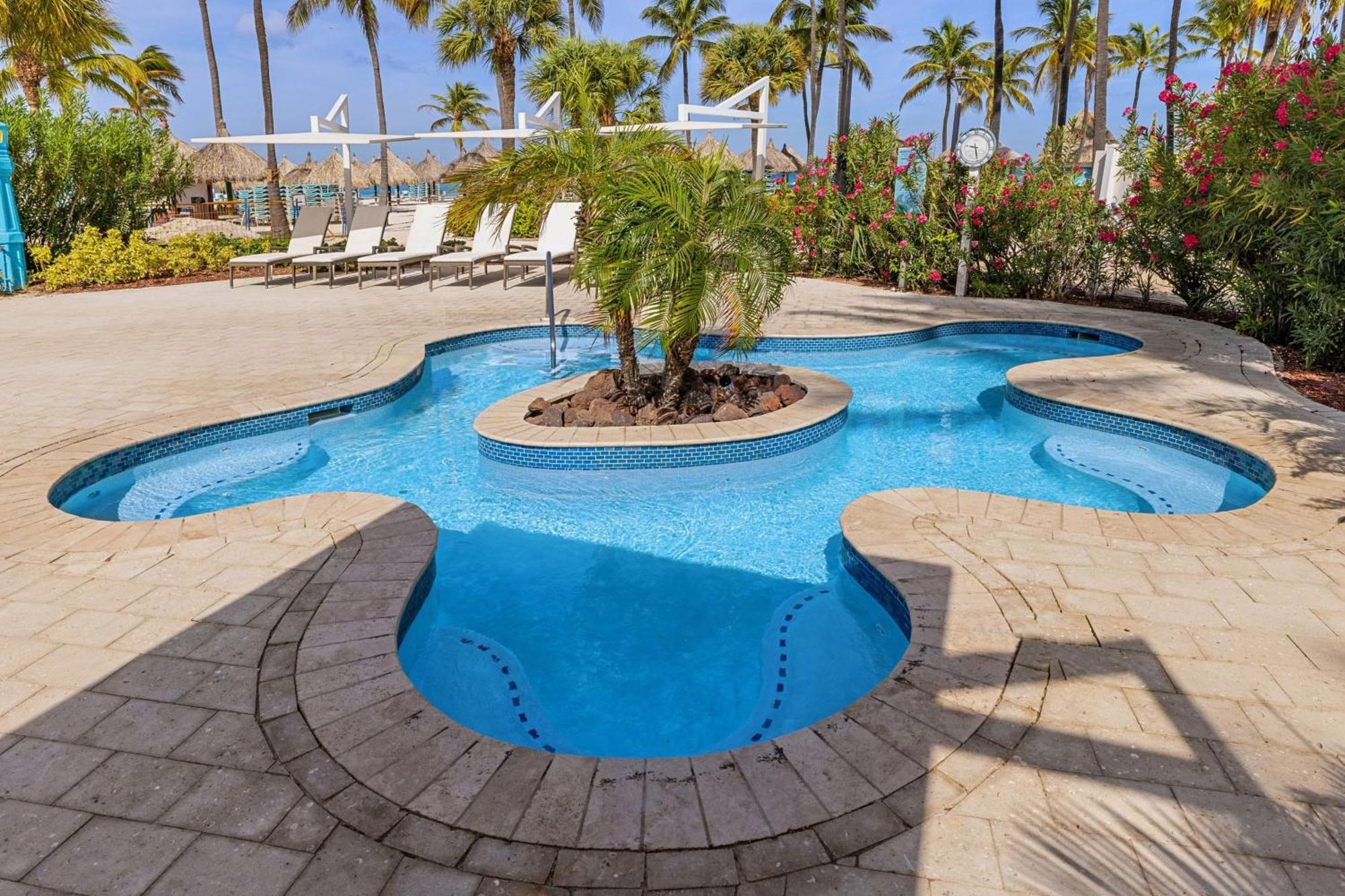 แมริออท อรูบา โอเชียน คลับ Hotel Palm Beach ภายนอก รูปภาพ